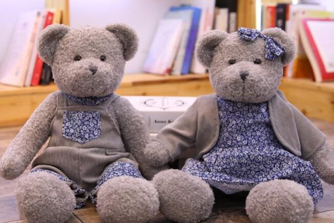 Floral dress bear toy (1)